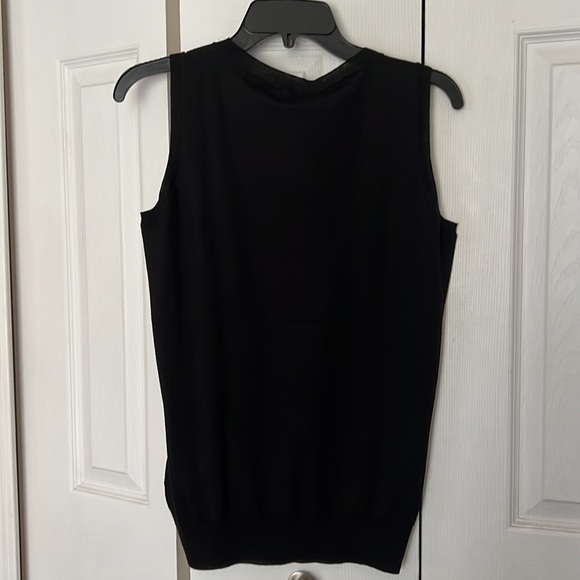 New Alexander McQueen Sleeveless thin sweater - Picture 2 of 7